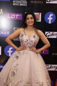 Tejaswi at SIIMA Awards 2021